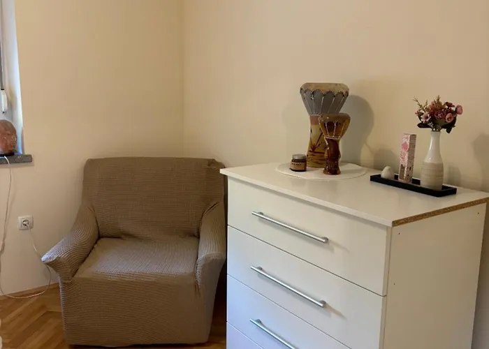 דירה Janko's House